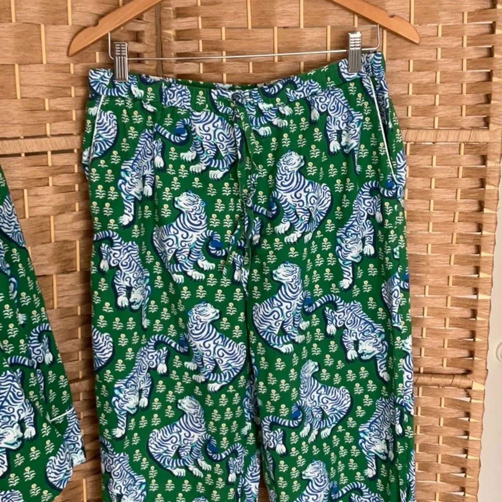 Printfresh Tiger Queen Pajama Set - Picture 10 of 13